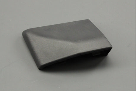 Land Rover Discovery 3 2005-2009 wheel arch moulding cap (rear) LR010625