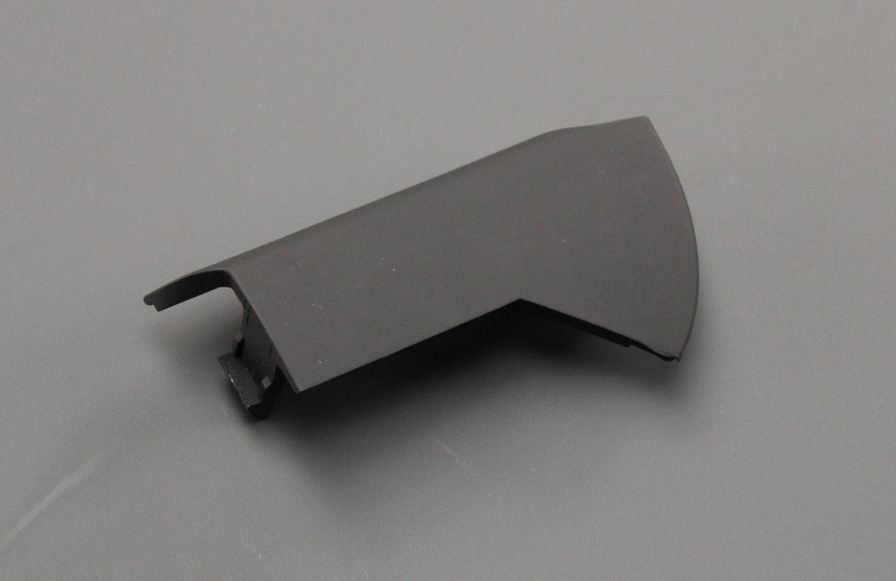 Audi A3 S3 RS3 04-13 front door handle lower trim right 8P4867186 Audi A3 S3 RS3 04-13 front door handle lower trim right 8P4867186