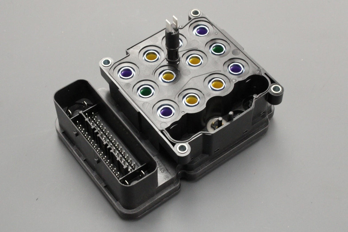 VW Jetta 06-11 Audi A3 8P 09-13 ABS control module 1K0907375AN