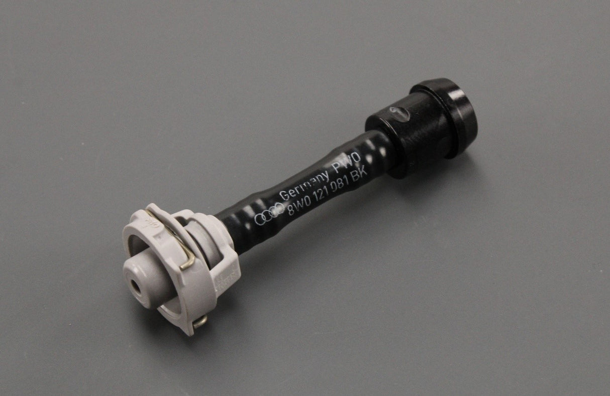 Audi A4 S4 A5 S5 RS5 coolant radiator coupling 8W0121081BK