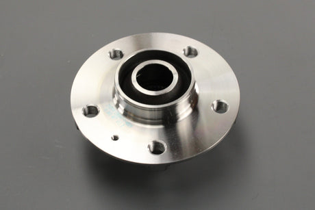 Audi A4 A5 A7 A8 Q5 RS6 R8 2008-on wheel hub 8K0407613B