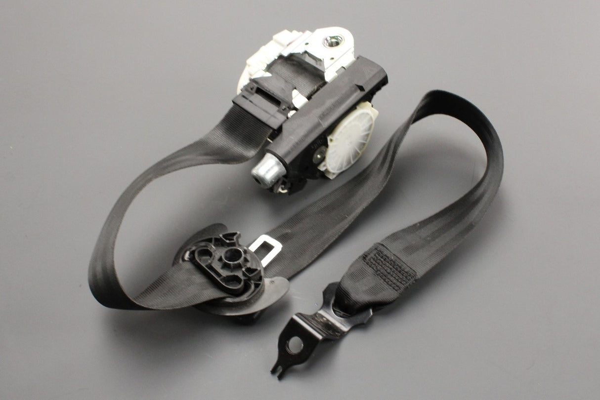 VW Polo 6R 6C 10-18 5-door seat belt (front right) 6R4857706A RAA