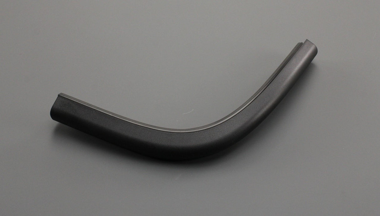 Mercedes-Benz G-Class W463 rear roof end trim molding A46369889007C45