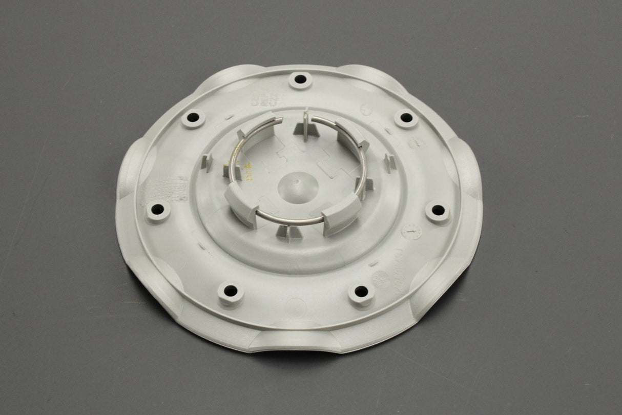 VW Golf Jetta Sharan 2003-14 wheel centre cap (CLASSIXS) 1K0601149J 8Z8
