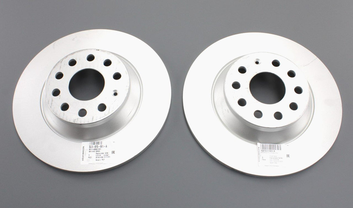 VW Golf MK7 GTI Audi Skoda SEAT rear brake discs 300mm (x2) 3Q0615601A