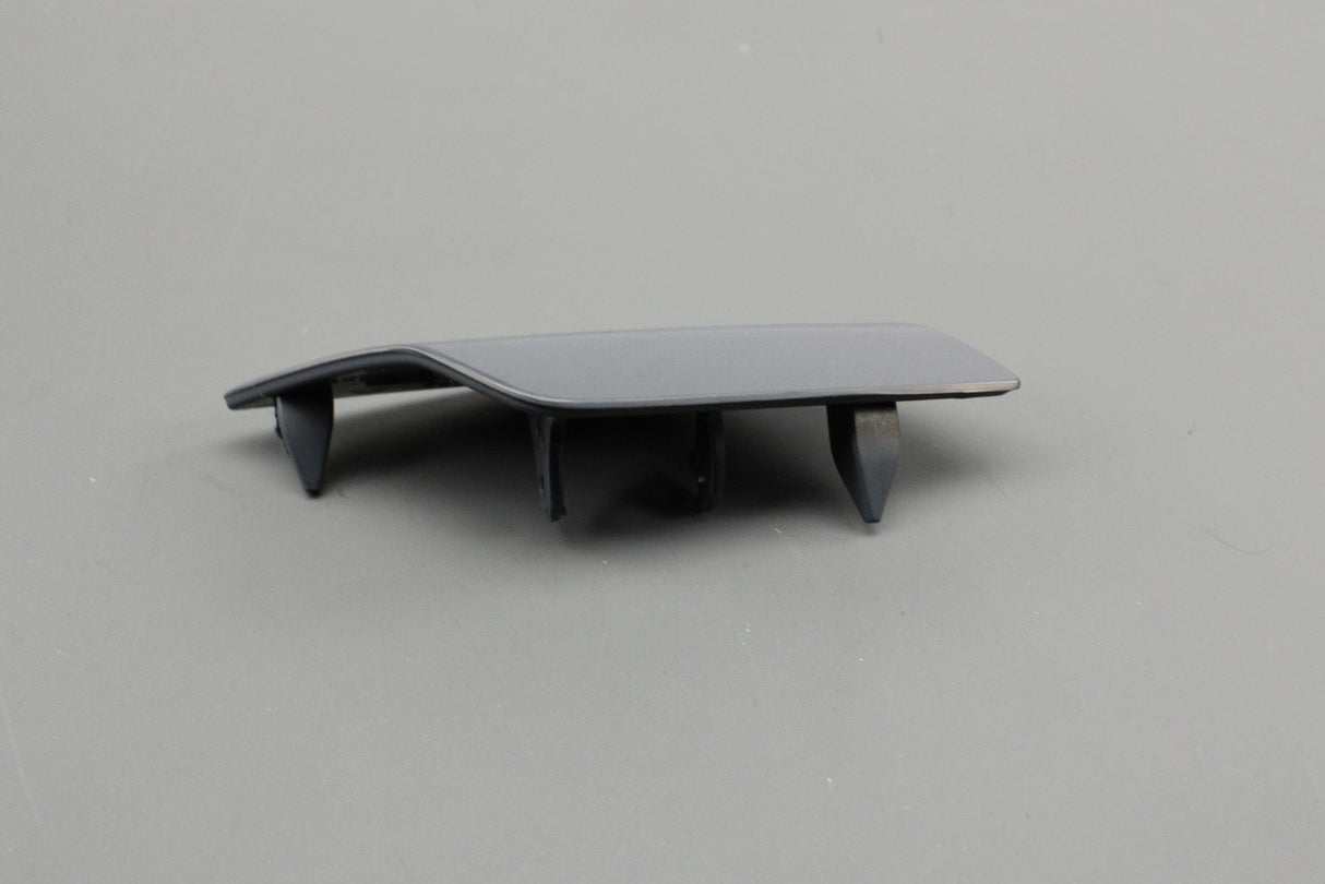 VW Golf GTI MK6 09-13 headlight washer jet cover (right) 5K0955110A GRU