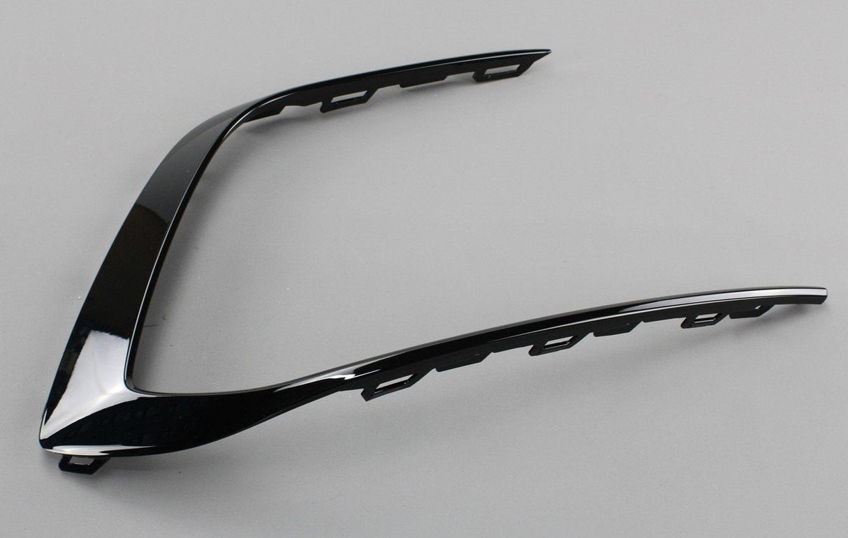 VW Golf MK8 20-on lower front bumper grille trim (right) 5H0853764C 041