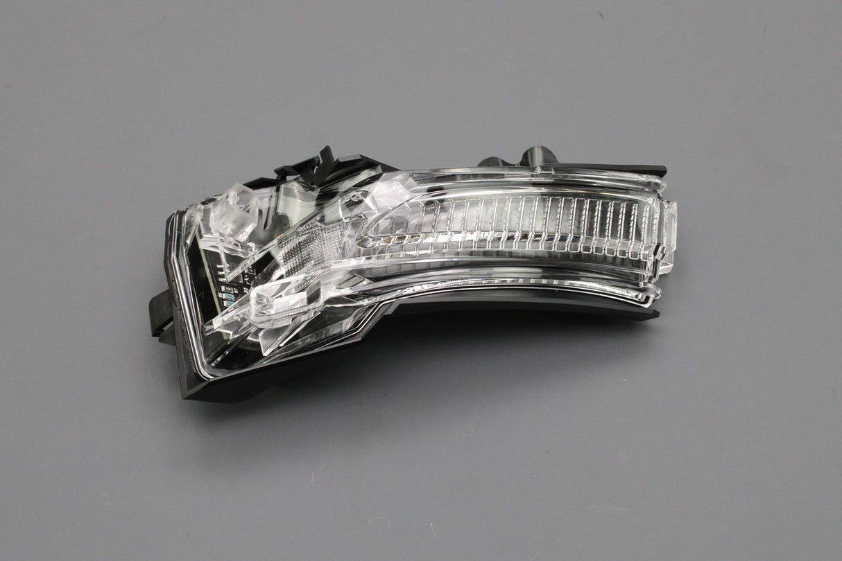 Audi e-tron 2019-2023 wing mirror indicator (left) 4KR949101