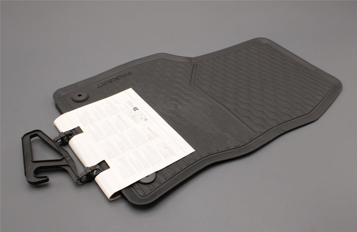 Genuine VW Passat B8 2015-on front rubber floor mats set RHD 3G2061502A 82V