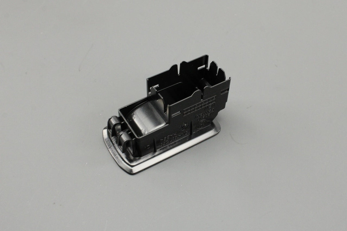 VW Tiguan 16-24 SEAT Tarraco single window switch trim 5NA867255 82V