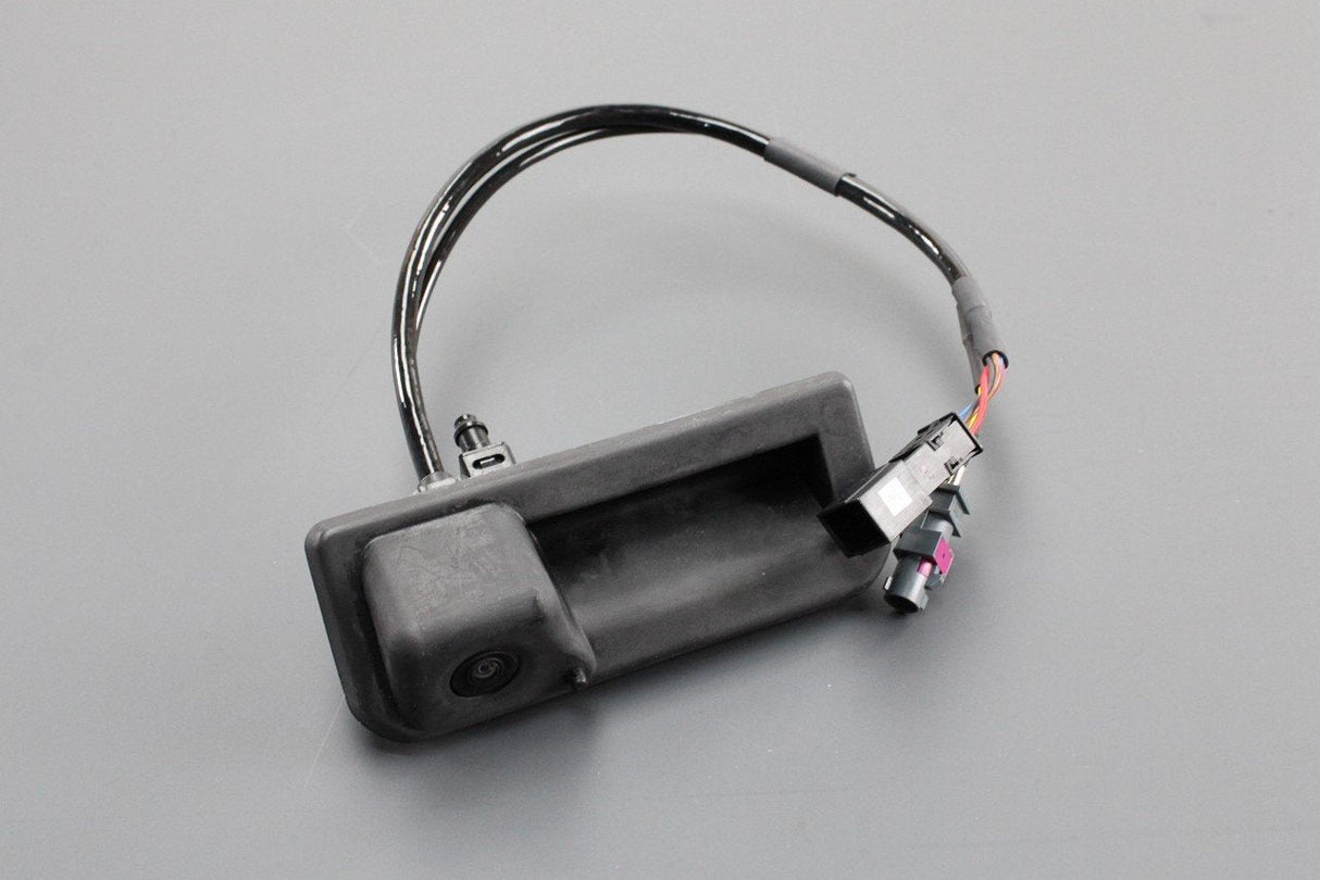 VW Touareg Audi RS6 RSQ8 18-on reversing camera boot opener 760827566A