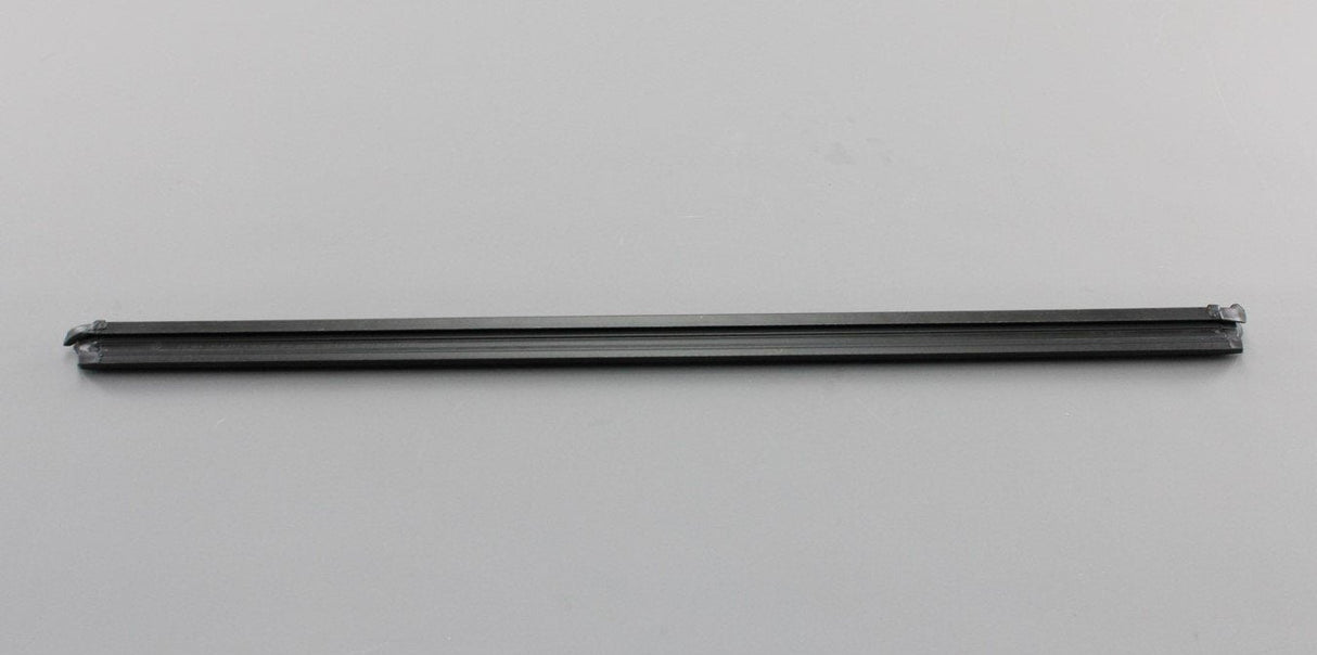 VW Golf MK6 2009-13 5 Door front left inner window seal 5K4837479B5AP