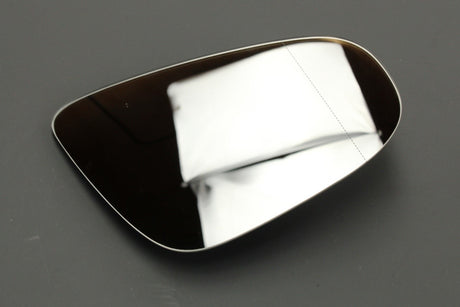 VW Golf MK6 Touran 2009-2015 wing mirror glass (right) 5K0857522D