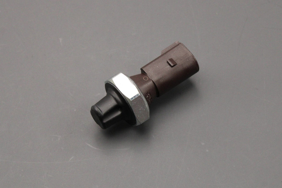 VW Audi Skoda SEAT oil pressure switch 0.55-0.85 1 pin 038919081H, view 1