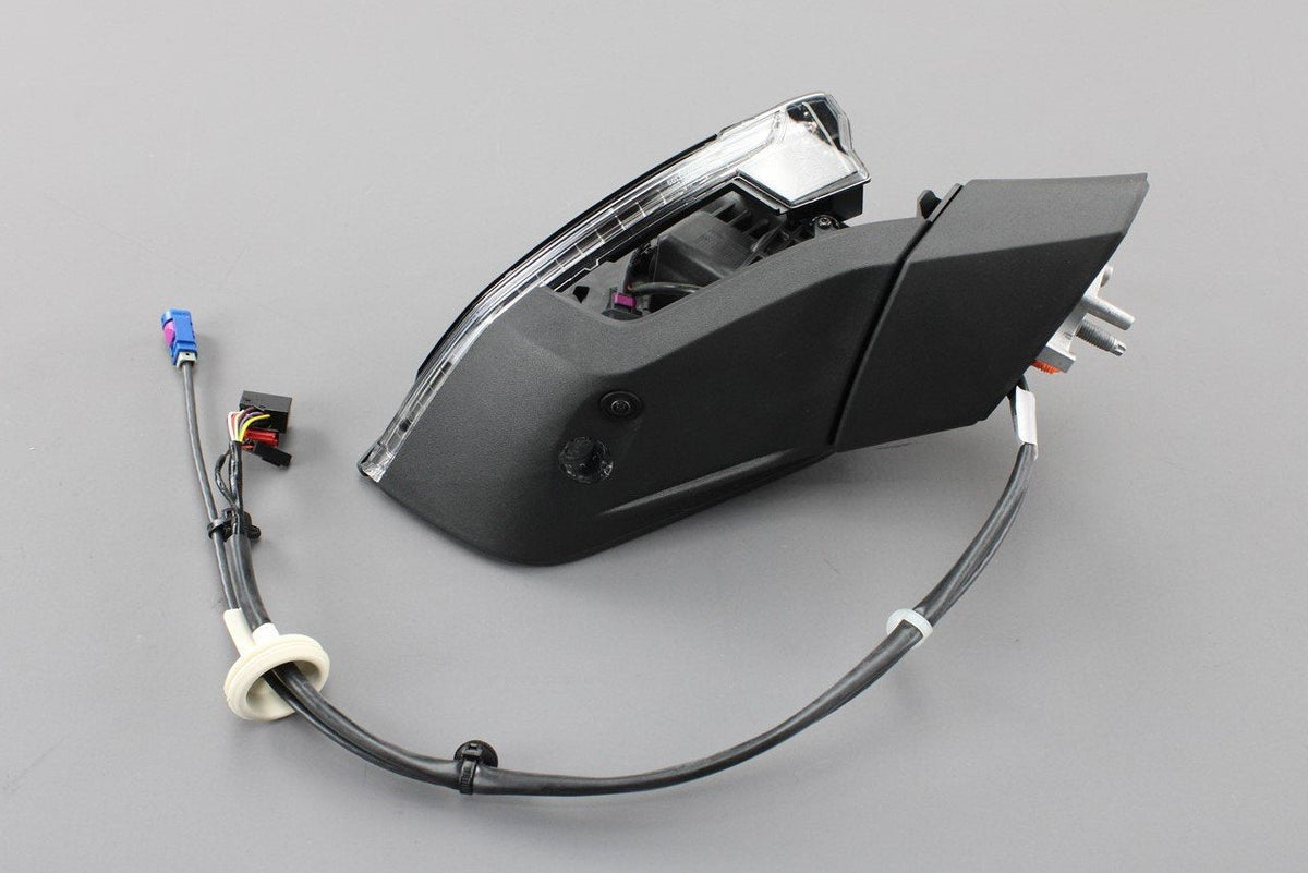 SEAT Ateca 2016- wing mirror housing LHD ONLY (right) 576857508R 9B9, view 1