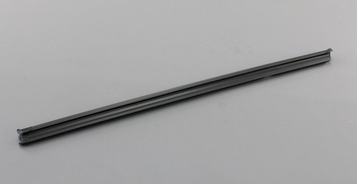 VW Golf MK6 Hatchback Rear right inner window aperture seal 5K6839480B, view 1