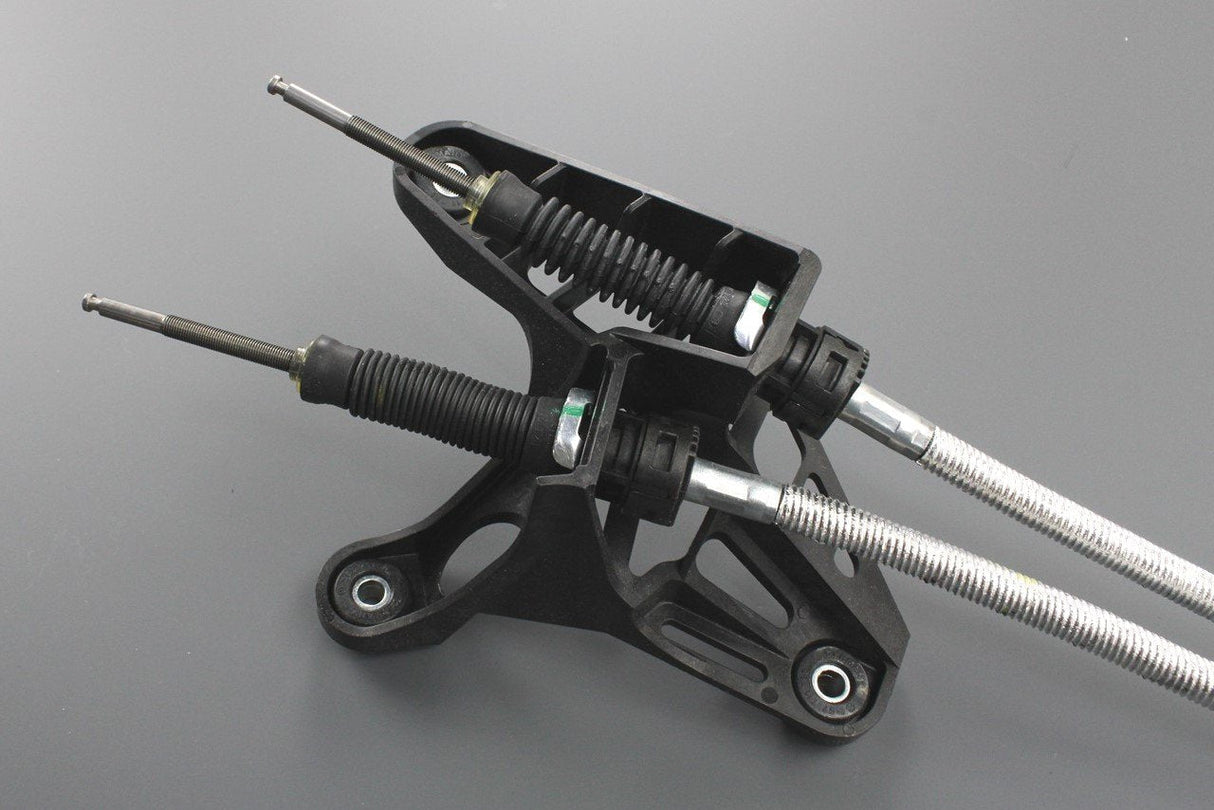 Audi TT / TTS 15-on gear selector mechanism (6-speed manual) 8S0711049