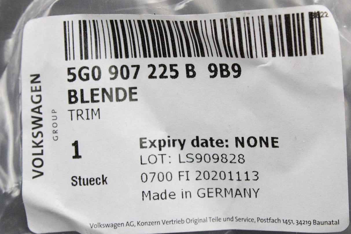 VW Golf MK7 MK7.5 13-20 cruise control radar sensor trim 5G0907225B 9B9