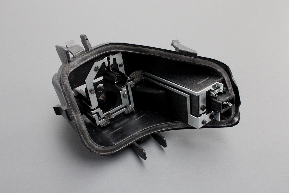 VW Golf MK6 2009-2013 bulb holder (outer right) 5K0945258, view 1