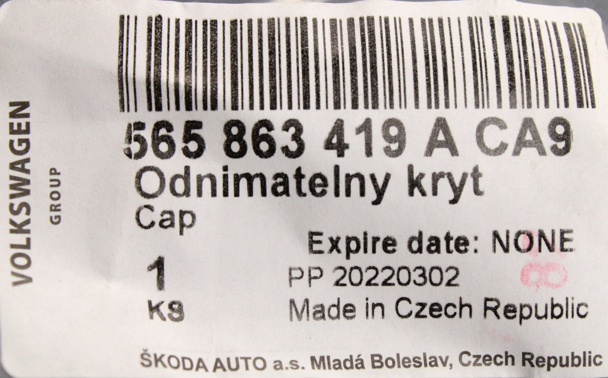Skoda Kodiaq 2017-on boot luggage compartment carpet 565863419A CA9