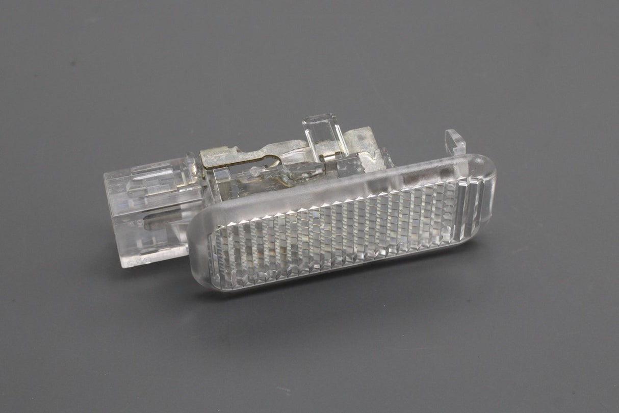 VW Transporter T5.1 T6 2010-19 interior entry step light (x1) 7E0947415
