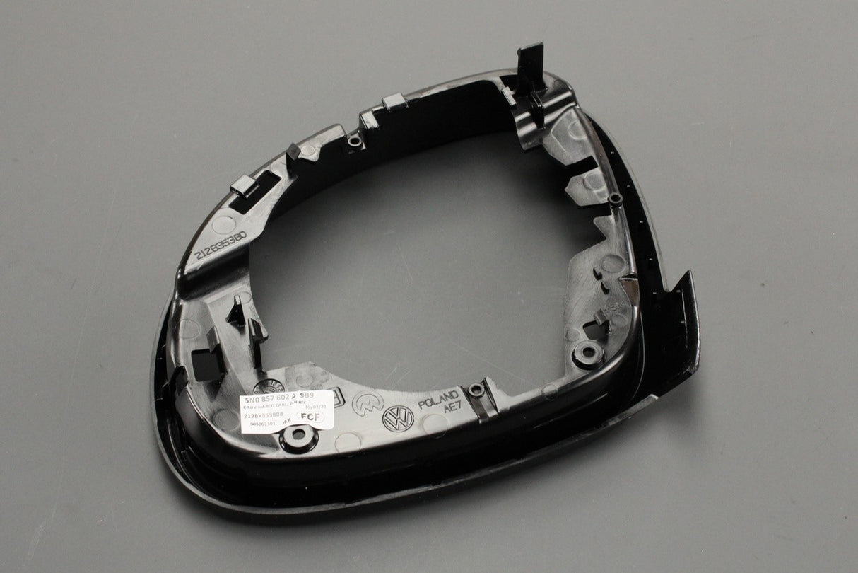 VW Tiguan Sharan 08-on wing mirror surround trim (right) 5N0857602A 9B9