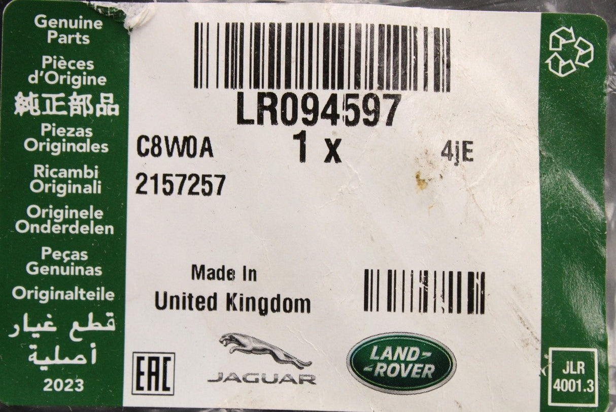 Land Rover Range Rover front wheel arch liner trim (right) LR094597