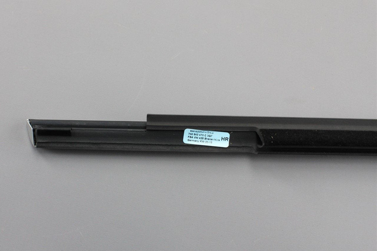 VW Sharan SEAT Alhambra Rear right outer window seal trim 7N0843470C3Q7