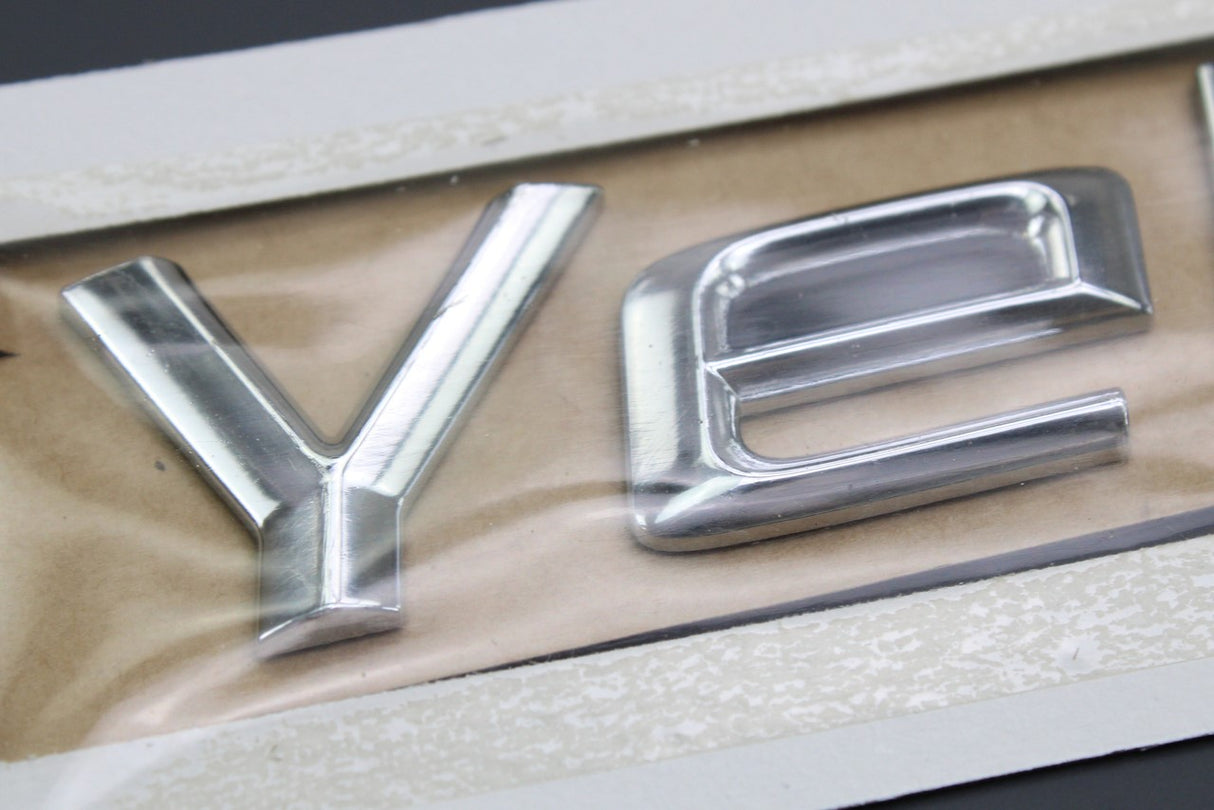 Skoda Yeti 2010-2013 rear boot lid 'YETI' badge (chrome) 5L0853687 739