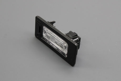 VW Passat B6 Audi TT TTS TTRS Skoda number plate light (x1) 8T0943021A