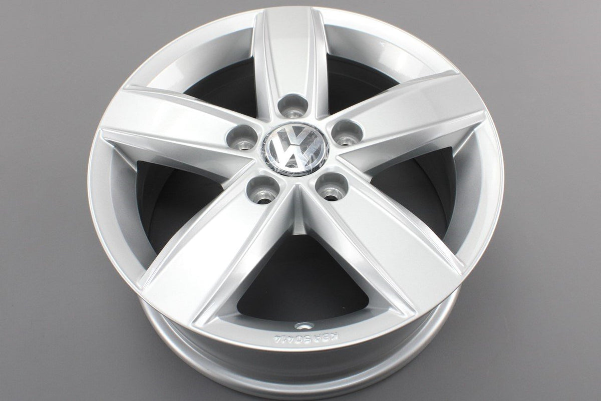 VW Caddy Golf MK7 Corvara alloy wheel 15x6J ET47 Silver 5K0071495A 8Z8, view 1
