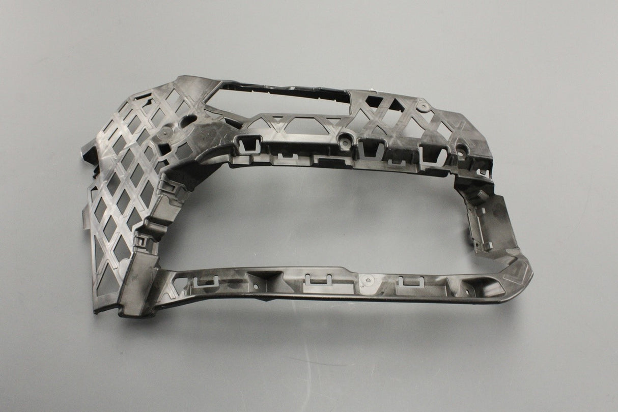 VW Passat R-Line B8 2015-24 front bumper guide piece (right) 3G0807178C