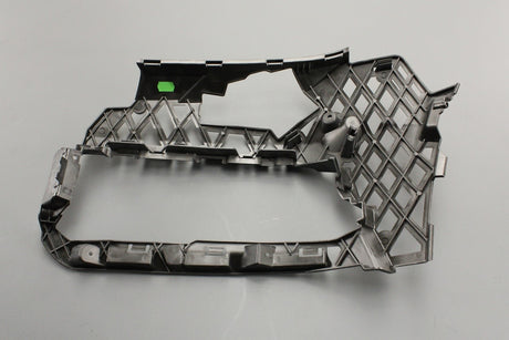 VW Passat R-Line B8 2015-24 front bumper guide piece (right) 3G0807178C