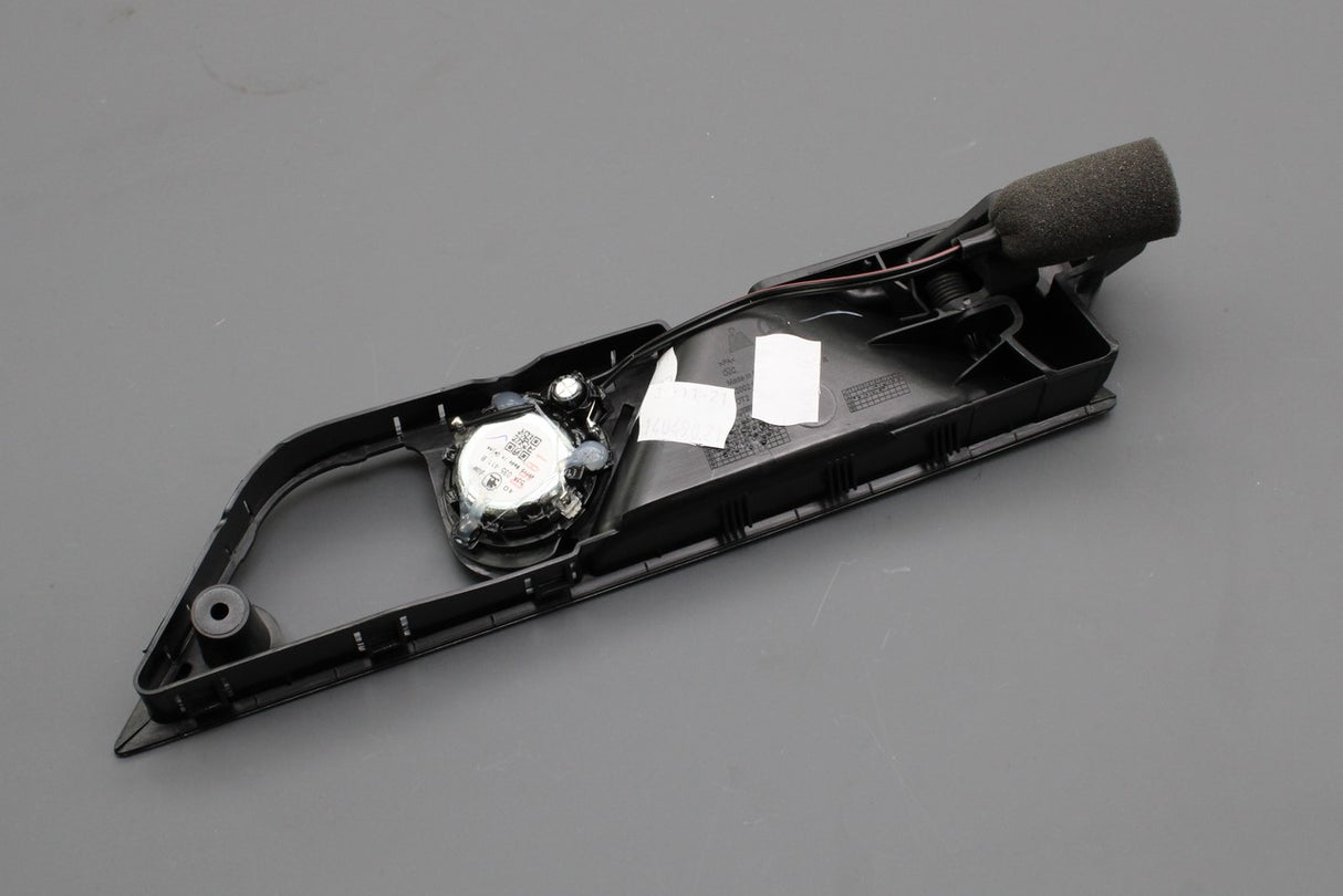 Skoda Fabia 2015-2023 front interior door handle (right) 6V0837222 9B9