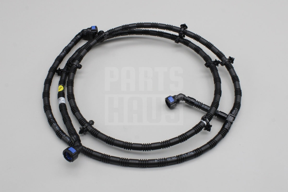 Audi Q7 2016-on headlight washer jet hose 4M0955970E