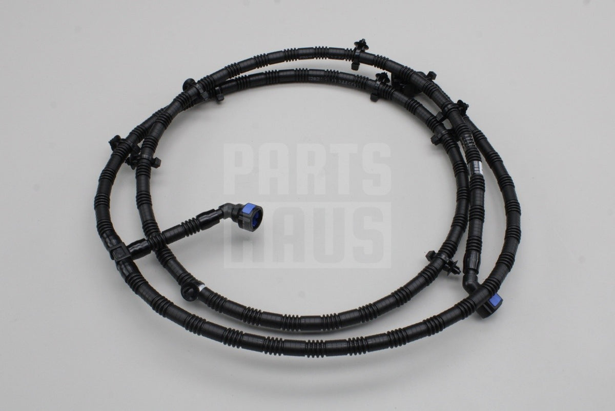 Audi Q7 2016-on headlight washer jet hose 4M0955970E