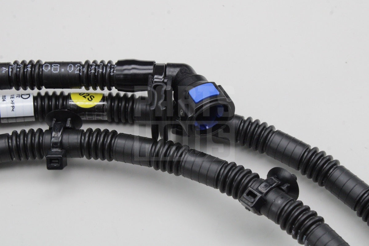 Audi Q7 2016-on headlight washer jet hose 4M0955970E
