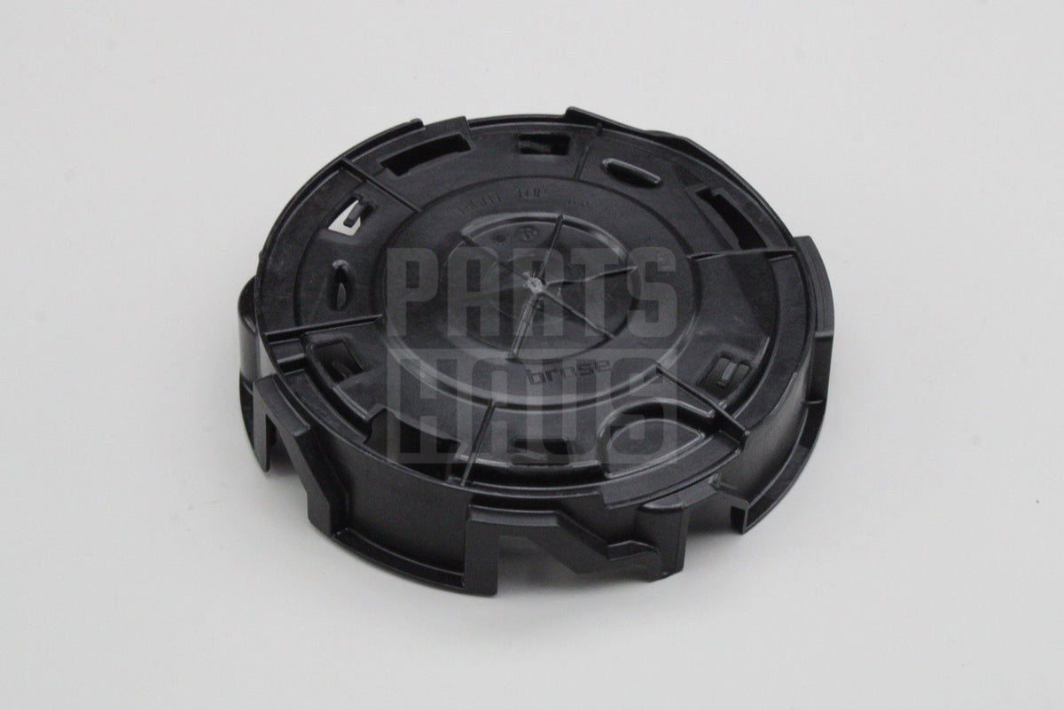 Audi e-tron GT 2021 on radiator fan protective cap (right) 9J1959725A