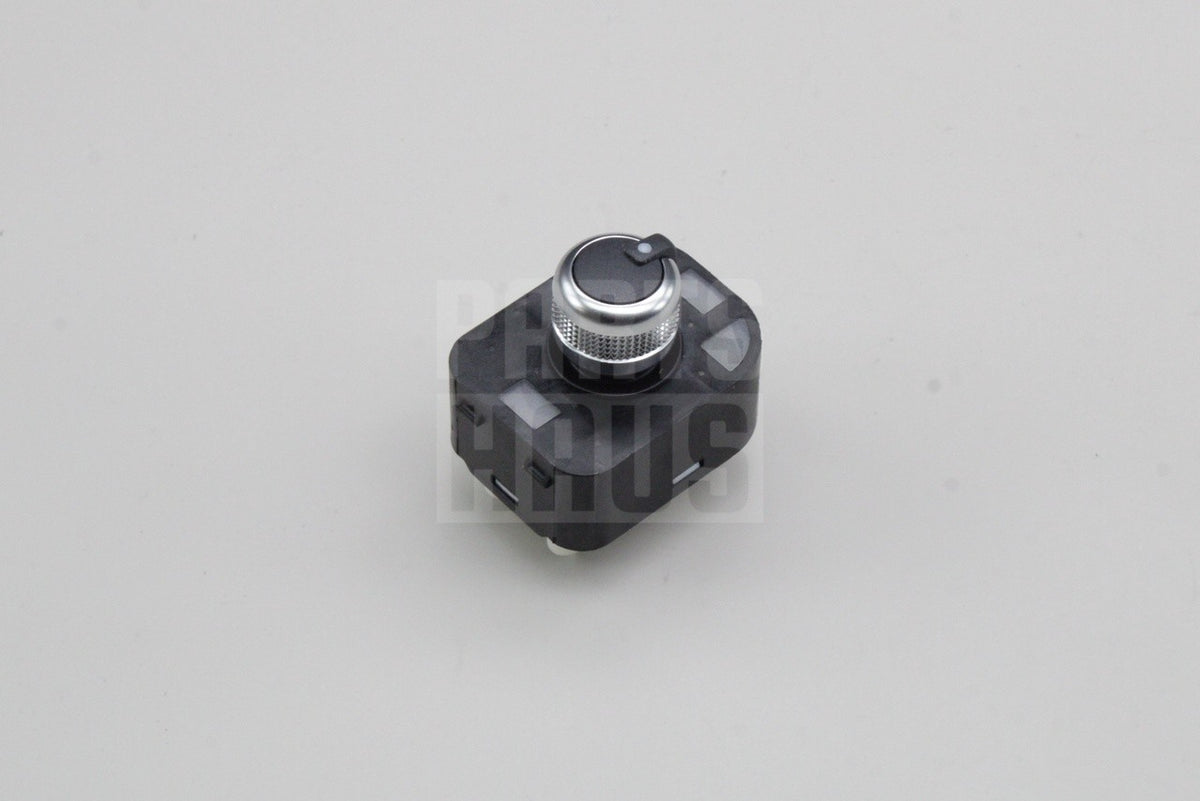 Audi A3 S3 2017-20 RS3 17-21 exterior mirror adjuster switch 8V0959565M