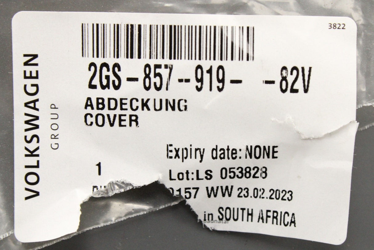 VW Polo AW 2018-on fuse holder cover (RHD) 2GS857919 82V