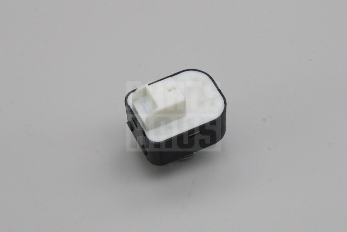 Audi A3 S3 2017-20 RS3 17-21 exterior mirror adjuster switch 8V0959565M