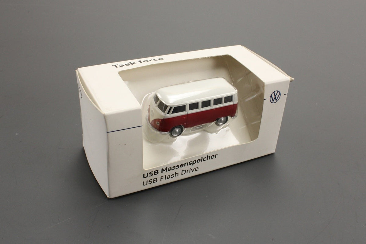 VW T1 Bus USB flash drive (16GB) 211087620B 645, view 1