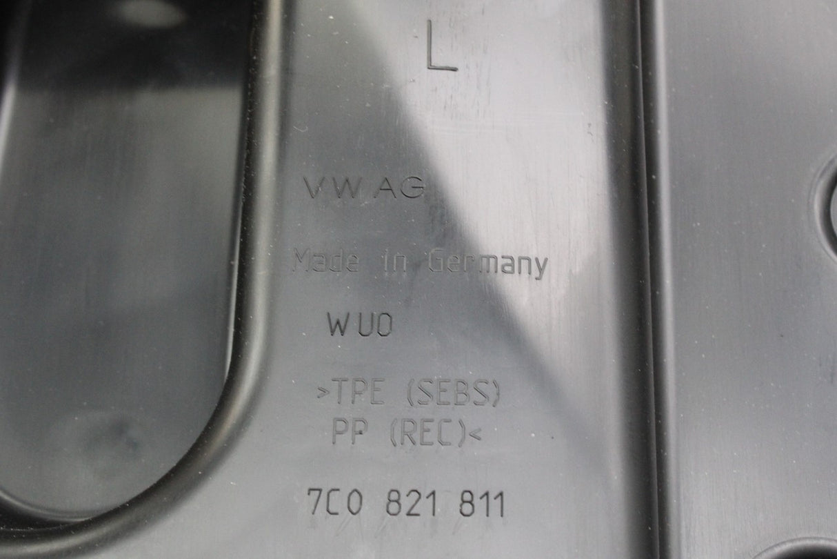 VW Crafter 2017-on accessory mud flaps (rear) 7CA075101