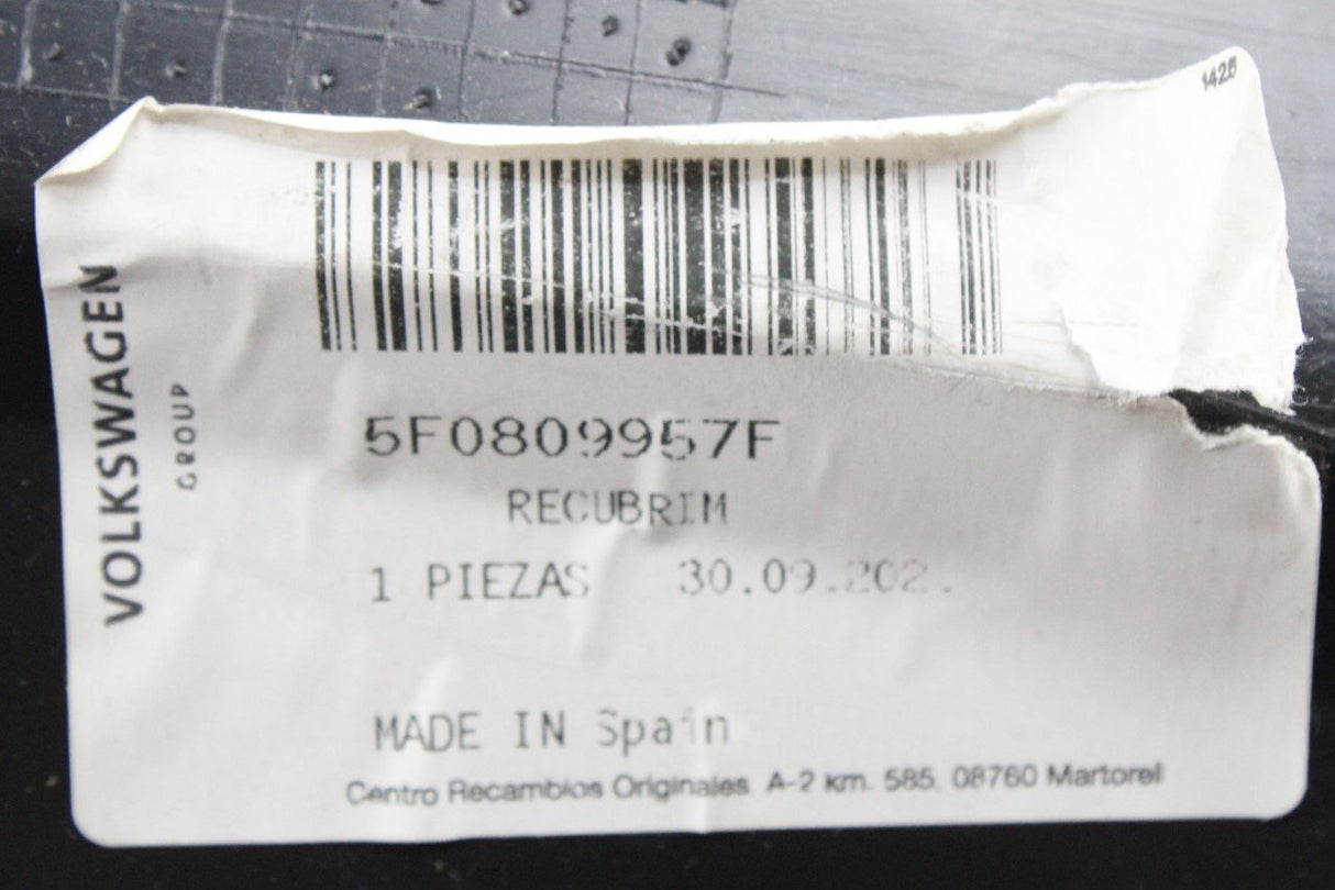 SEAT Leon 2013-2020 Wheel arch liner housing (Left front) 5F0809957F
