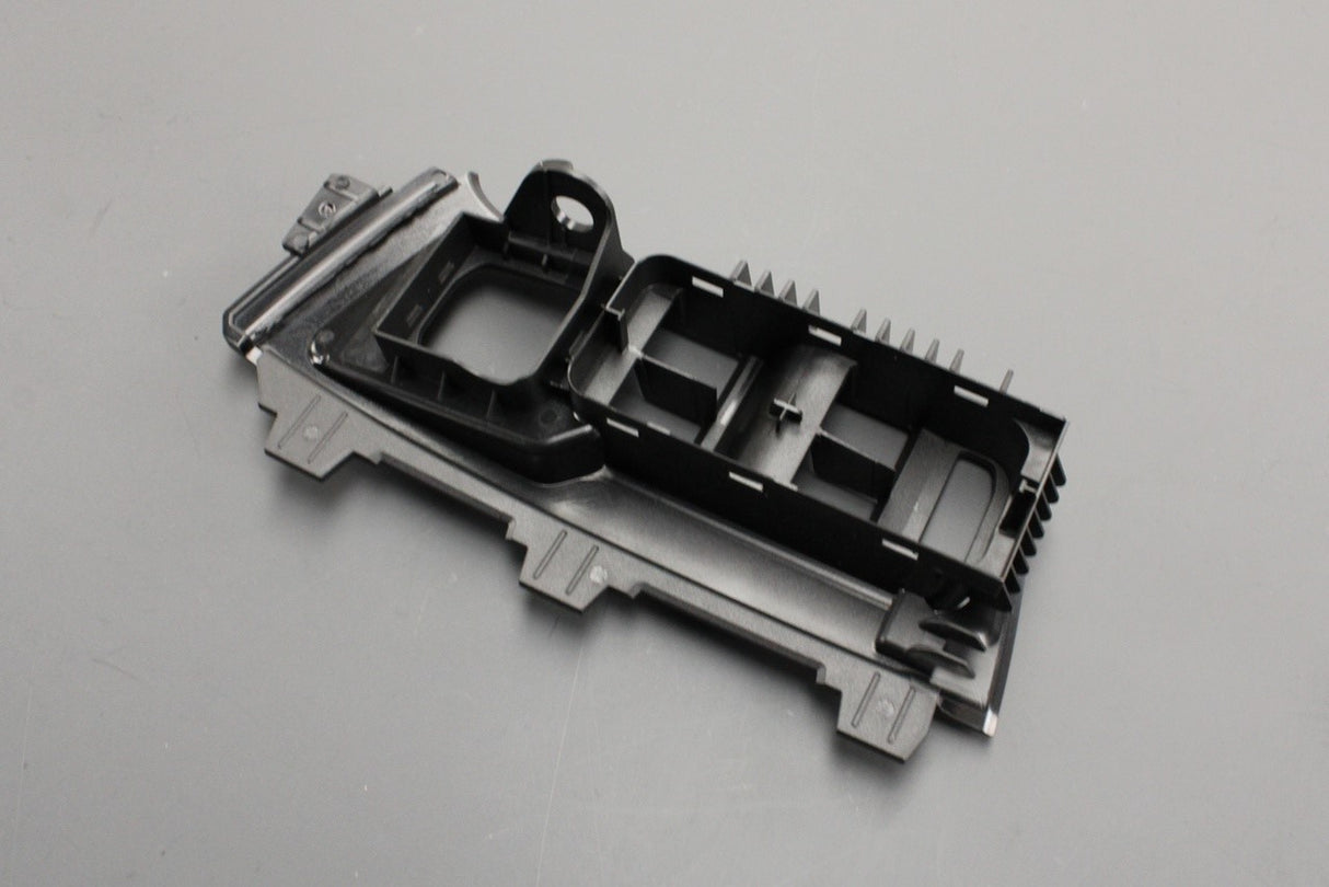 VW Tiguan SEAT Tarraco window switch trim (front right) 5NC867256A 82V