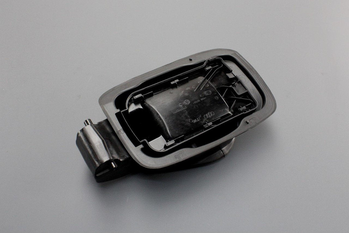 Audi A7 Sportback 15-18 fuel filler flap door housing insert 4G8809906J, view 1