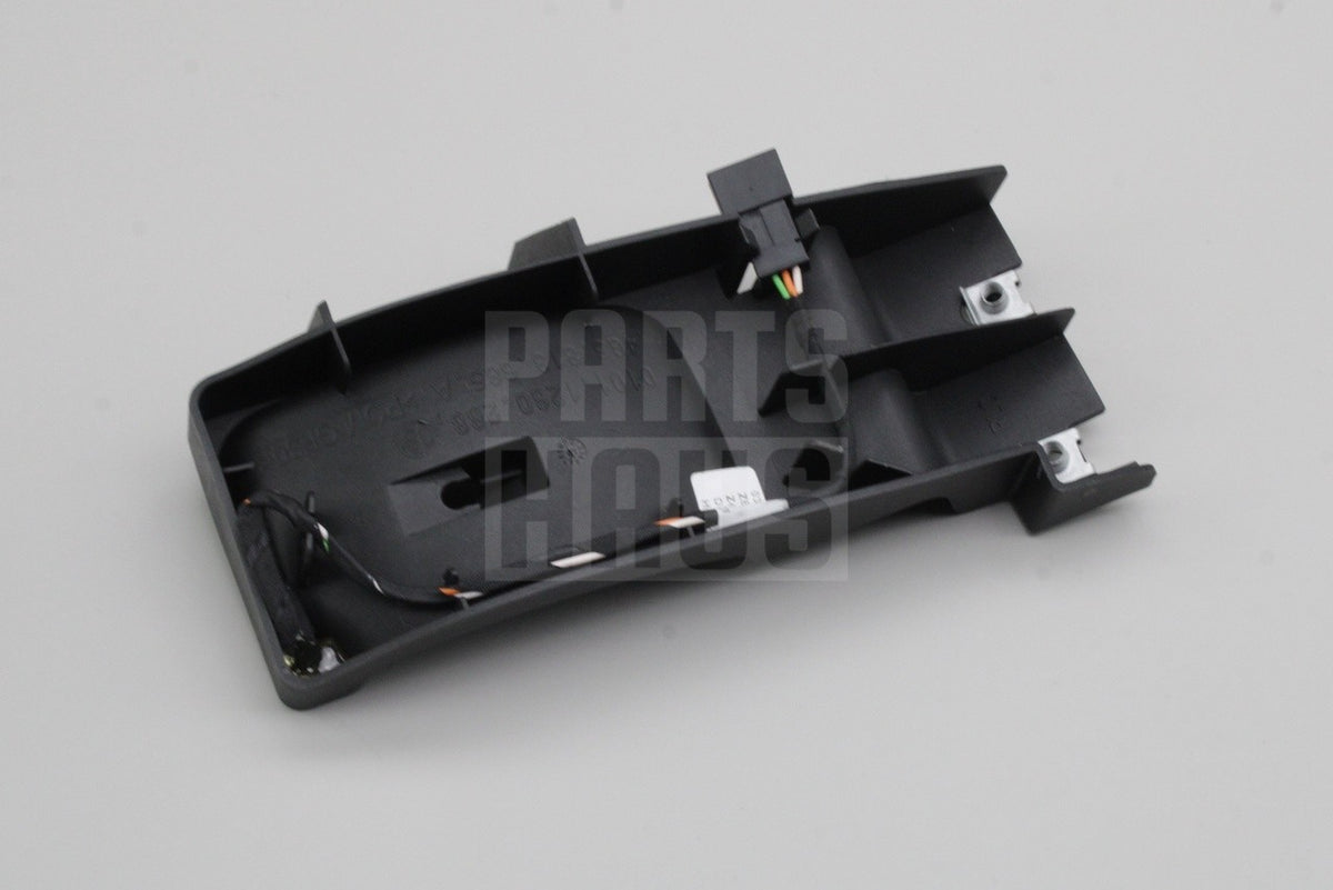 Audi A6 S6 Saloon 2011-18 swivel tow bar release lever (left) 4G5813685A