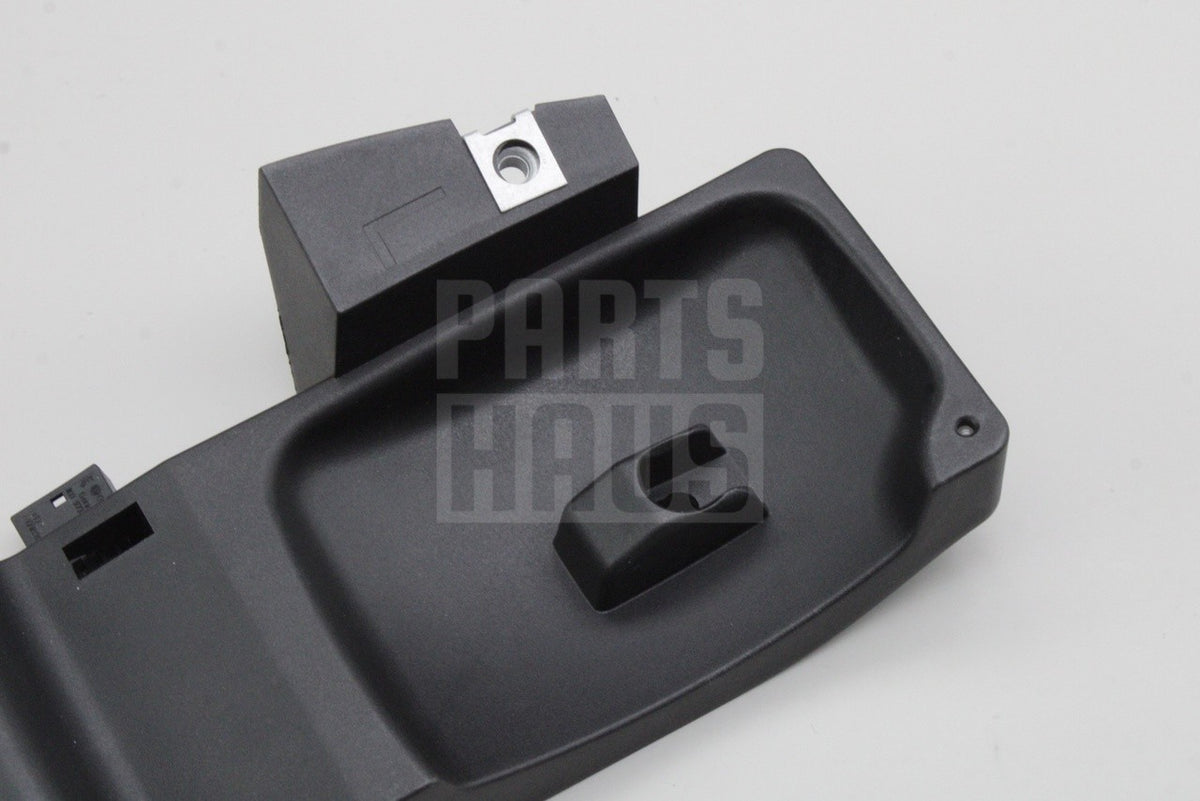 Audi A6 S6 Saloon 2011-18 swivel tow bar release lever (left) 4G5813685A