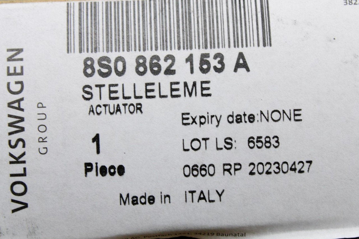 Audi A3 2020-on A5 Q3 Q7 TT fuel filler flap door actuator 8S0862153A