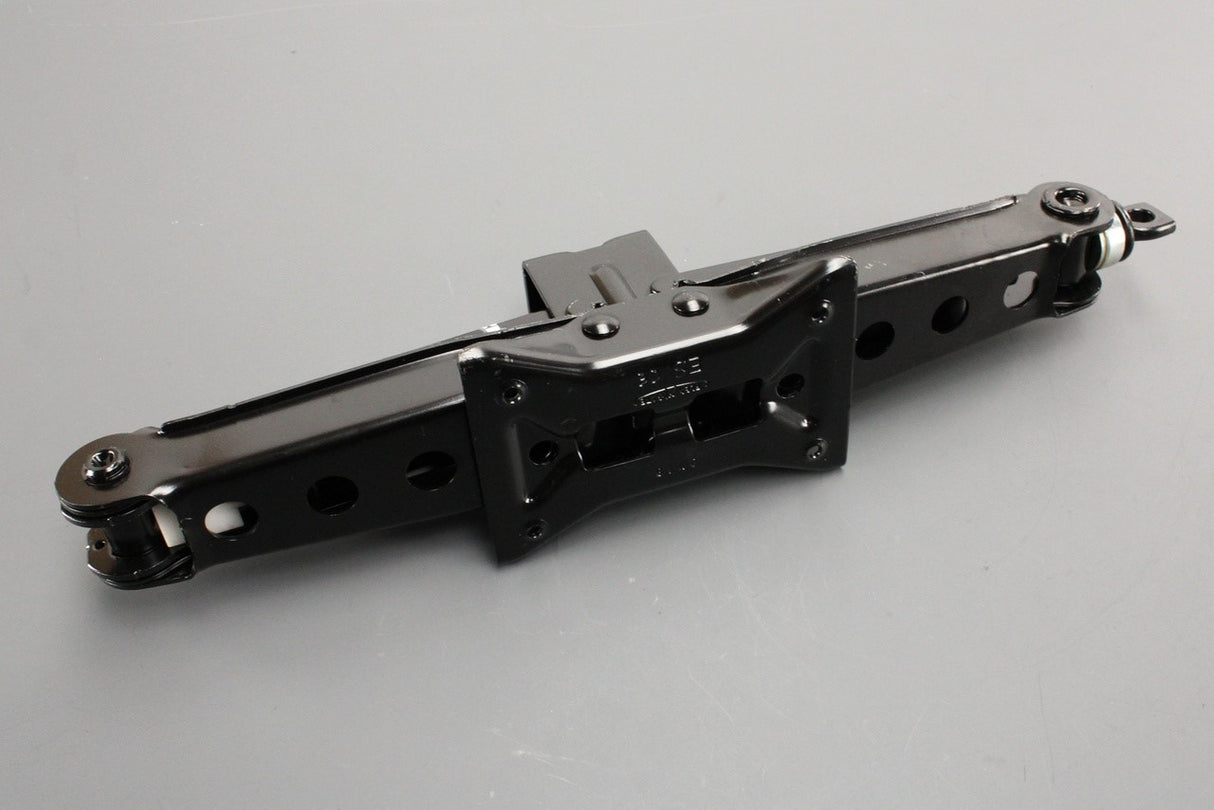 VW Tiguan Audi RSQ3 Skoda SEAT spare wheel jack (no handle) 5QF011031C
